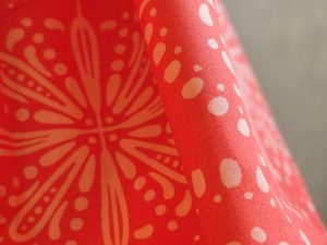 Popeline de coton « Bandana Grapefruit » – Collection « Sun kissed »