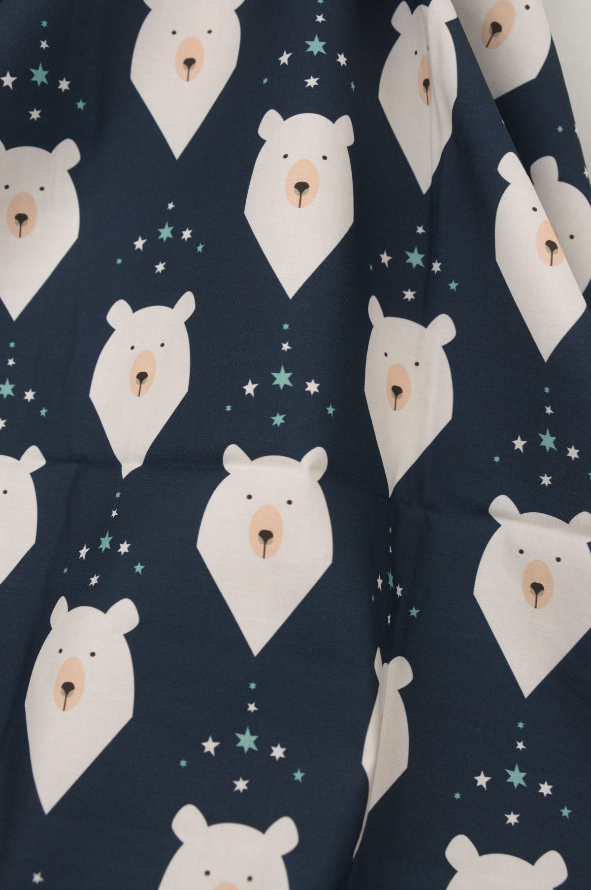 Tissu coton imprimé pour enfants au mètre - Ours polaire bleu marine - Atelier Inika