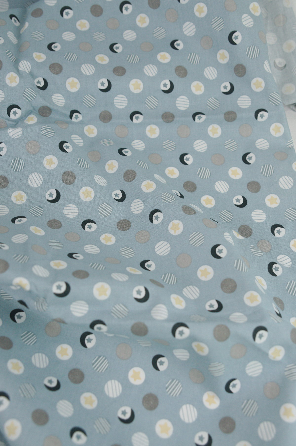 Tissu coton imprimé pour enfant - motif soleil et lune - Atelier Inika