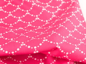 Tissu coton imprimé rose vif - motif ondulation graphique retro & vintage - Atelier inika