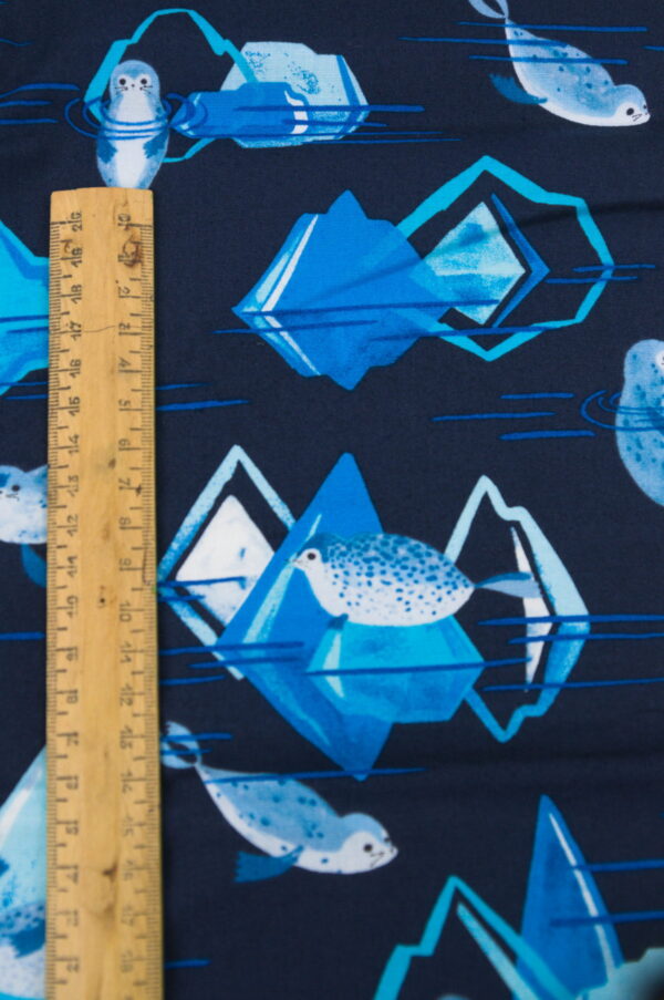 Tissu coton imprimé pour enfants au métre - phoques sur icebergs - Atelier Inika
