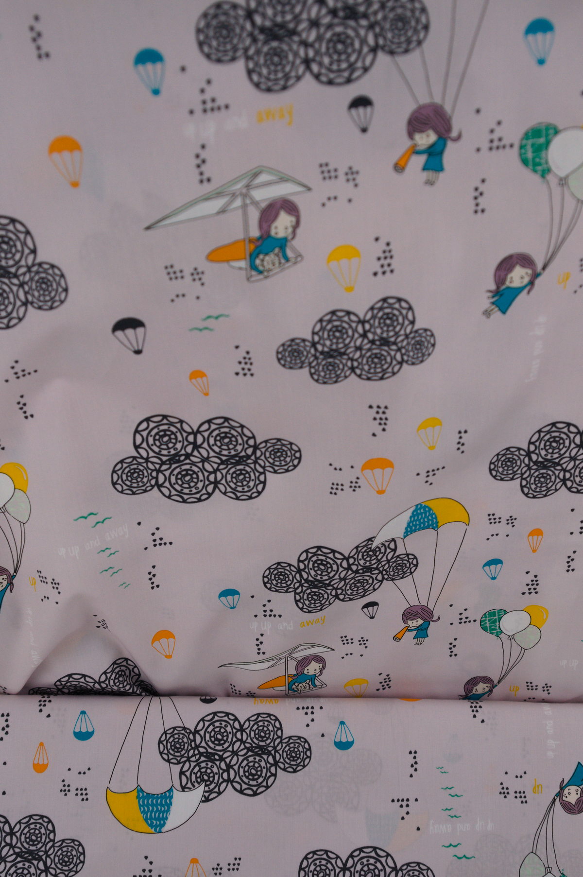 Tissu en coton au mètre - imprimé motif Montgolfière - pour enfant - Atelier Inika