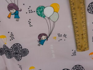 Tissu en coton au mètre - imprimé motif Montgolfière - pour enfant - Atelier Inika