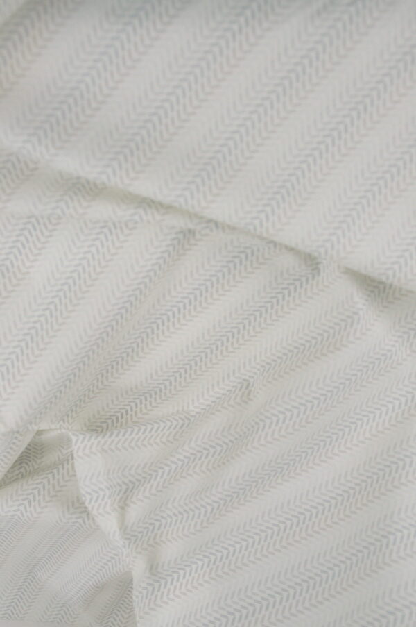 Tissu coton imprime motif délicat graphique - Atelier Inika