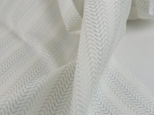 Tissu coton imprime motif délicat graphique - Atelier Inika