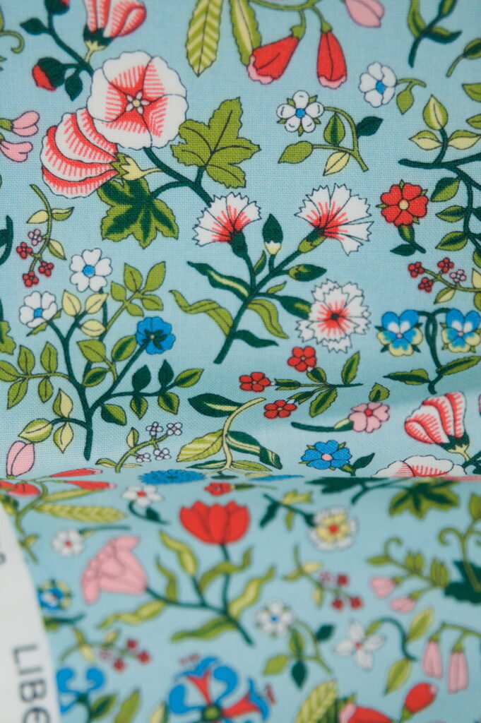 Tissu Liberty au métre - Botanique / Fleurs - Flower Show - Atelier Inika