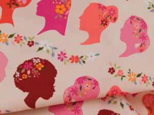 Tissu coton premium popeline - Imprimé visages femme fond rose - Atelier Inika