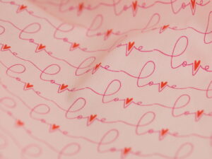 Tissu coton premium imprimé - popeline de coton - Love / Amour - Art Gallery Fabrics - Atelier Inika