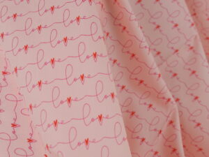 Tissu coton premium imprimé - popeline de coton - Love / Amour - Art Gallery Fabrics - Atelier Inika
