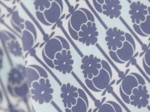 Tissu popeline de coton imprimé - motif cascade - vert menthe - Atelier Inika