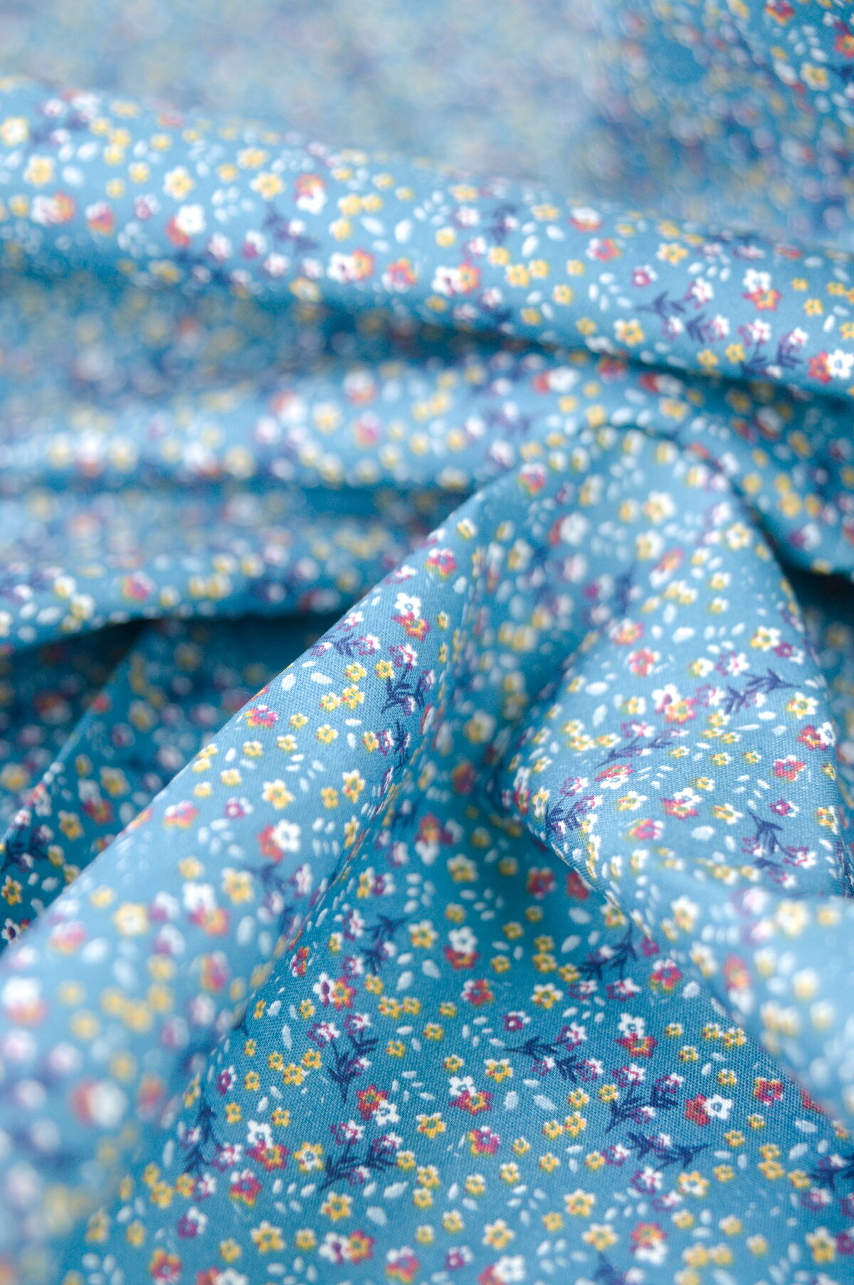 Tissu popeline de coton - imprimé floral - vintage - Atelier Inika