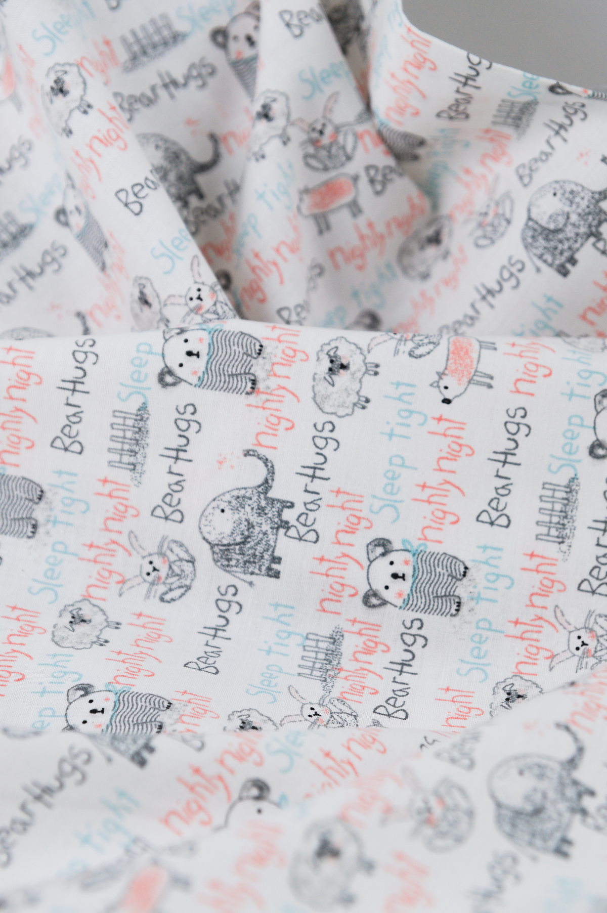 Tissu coton imprimé pour enfant - motif Ours sur fond blanc - Atelier Inika