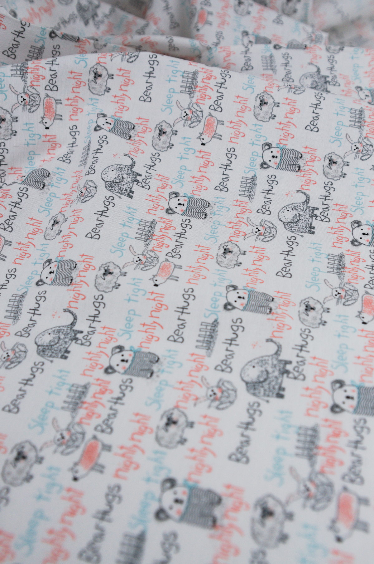 Tissu coton imprimé pour enfant - motif Ours sur fond blanc - Atelier Inika
