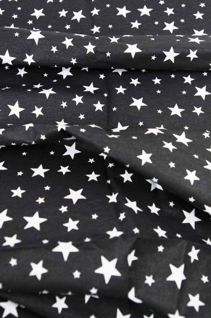 Tissu coton imprimé au mètre - étoiles noir et blanc - Atelier Inika