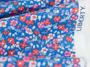 Tissu Liberty Fabrics - Piccadilly Poppy - botanique / fleuri / coquelicots - Atelier Inika
