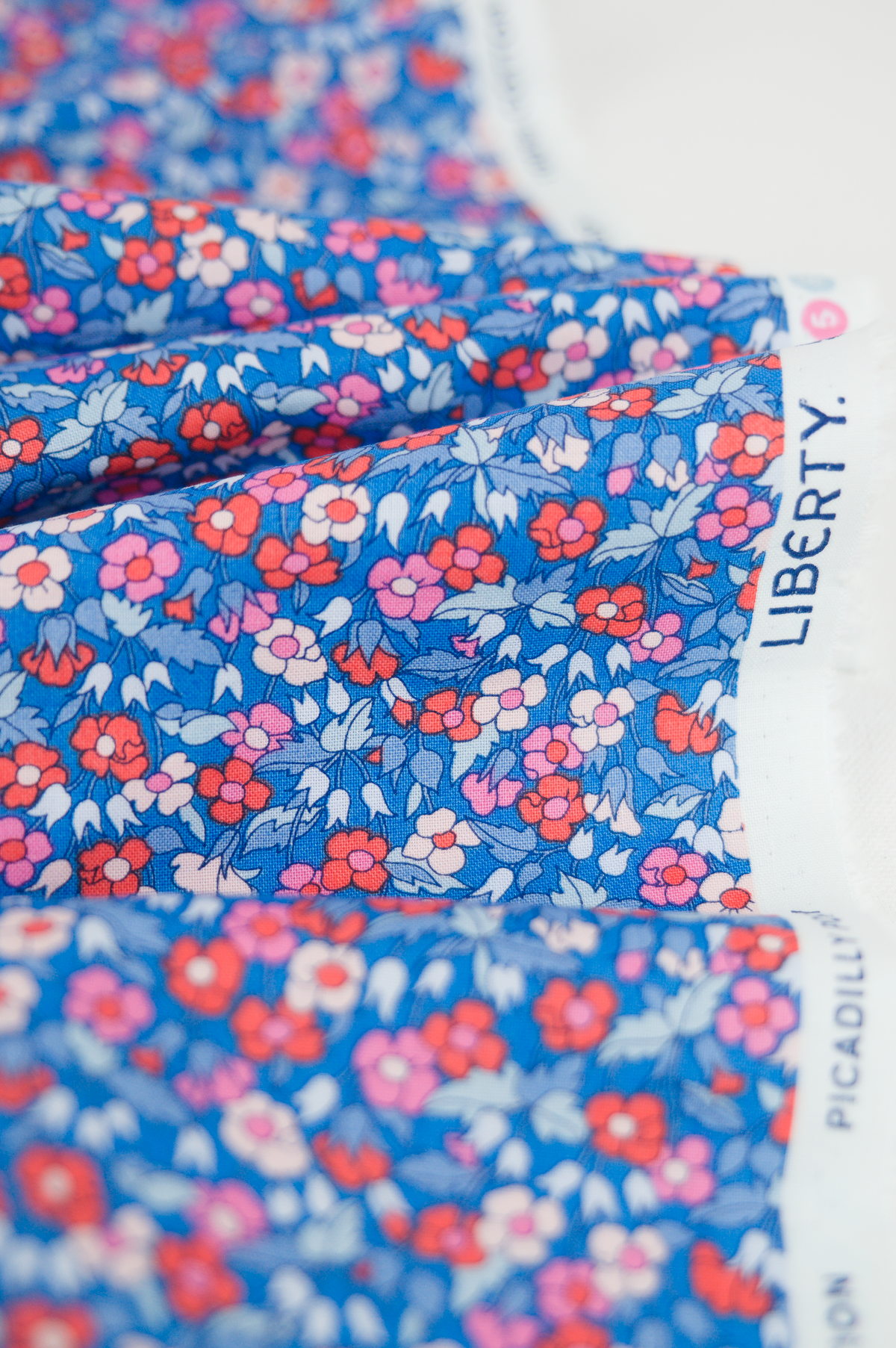 Tissu Liberty Fabrics - Piccadilly Poppy - botanique / fleuri / coquelicots - Atelier Inika