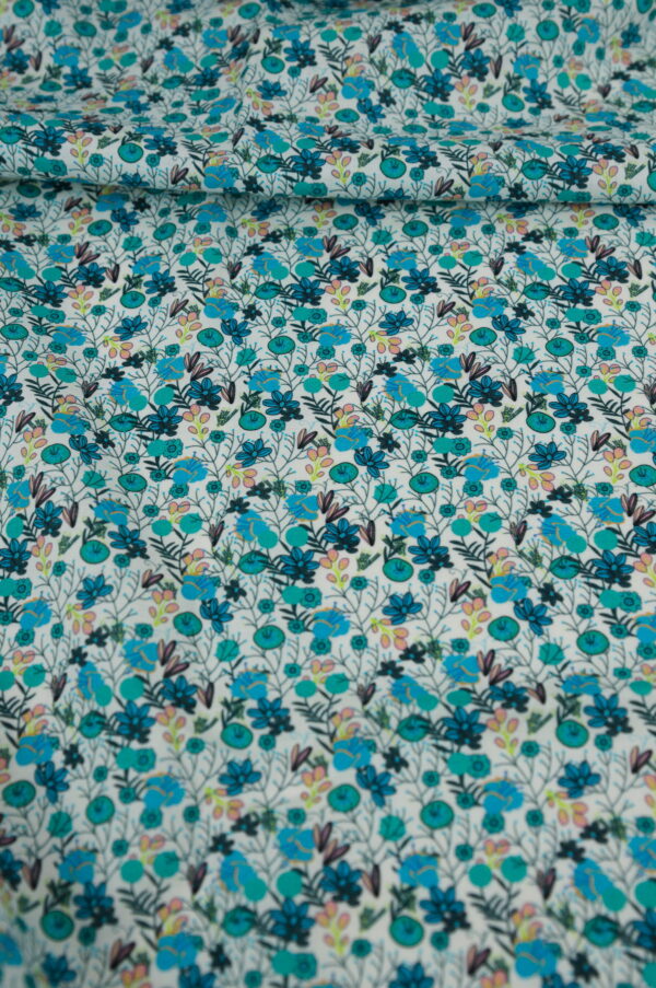 Tissu Popeline de Coton imprimé - fleurs et fruits - bleu blanc - Atelier Inika