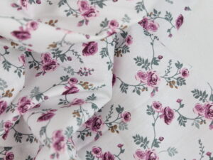 Tissu Popeline "Romance" – Fleurs roses sur fond blanc | 100% Coton au mètre
