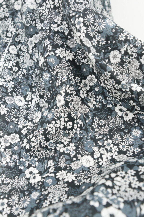 Tissu japonais floral Kokka - Noir - petits fleurs