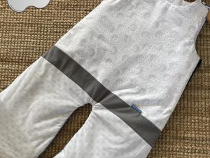 Tissu Art gallery Fabrics "dans la lune ?"