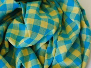 Tissu Khadi coton à carreaux - turquoise et jaune | Atelier Inika | tissus modernes au mètre