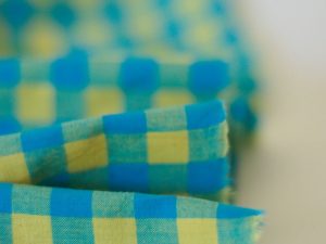 Tissu Khadi coton à carreaux - turquoise et jaune | Atelier Inika | tissus modernes au mètre