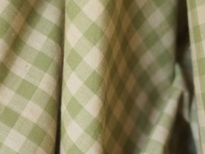 Tissu coton à carreaux - olive et crème - Tissé main, khadi, coton indien - Atelier Inika