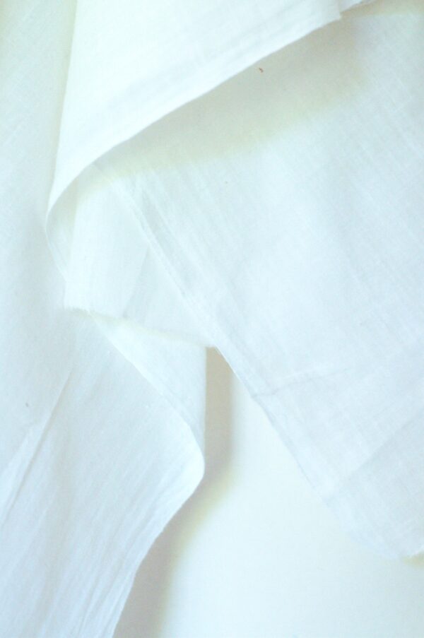 Tissu voile de coton blanc naturel bio tissé main | Khadi mousseline | Tissu coton fin | Atelier Inika