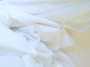 Tissu voile de coton Khadi tissé main - blanc naturel – Image 2