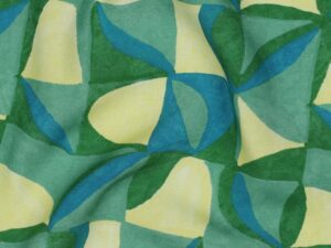 Tissu viscose ecologique Lenzing Ecovero - impression abstrait jaune et vert - Tissu en ligne Atelier Inika